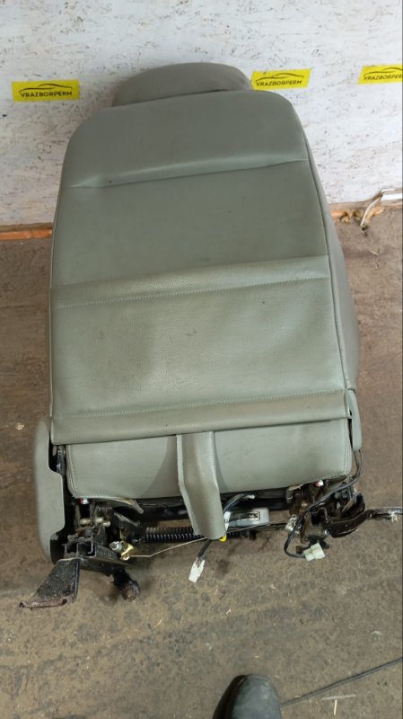 Сиденье переднее левое MUSSO G32D
