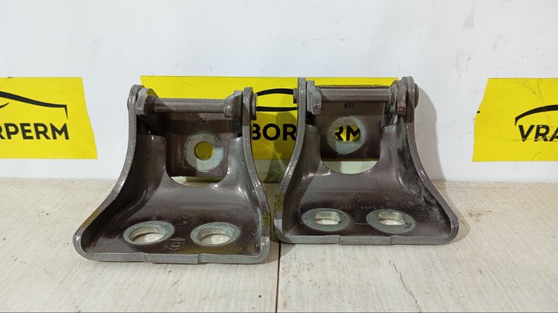 Петля двери передняя левая RENAULT KANGOO 2013 K4M836 7782488006 Б/У
