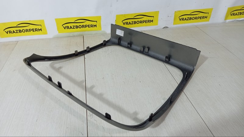 Рамка магнитолы SANDERO 2015 K7M812 Рамка магнитолы SANDERO 2015 K7M812