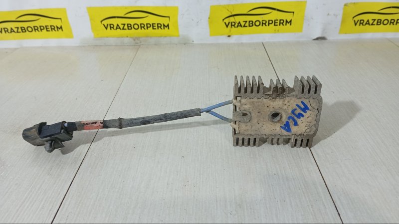 Резистор вентилятора охлаждения MUSSO G32D