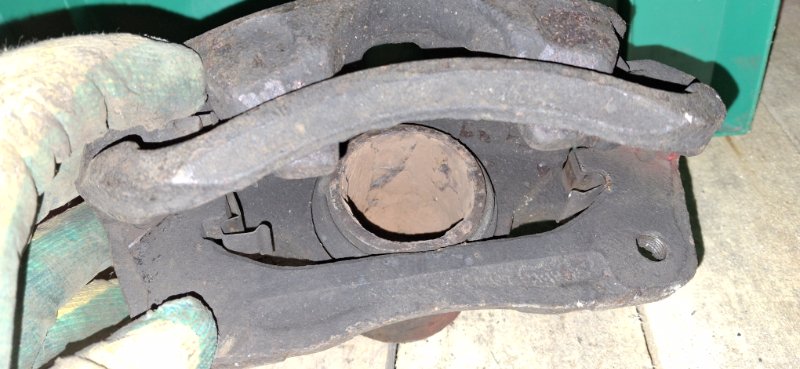 Суппорт тормозной передний правый Accent (ТагАЗ)