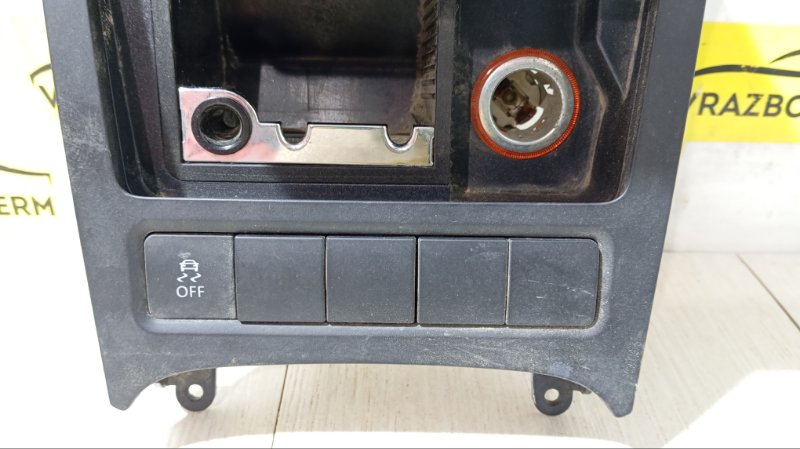 Пепельница Golf 6 6
