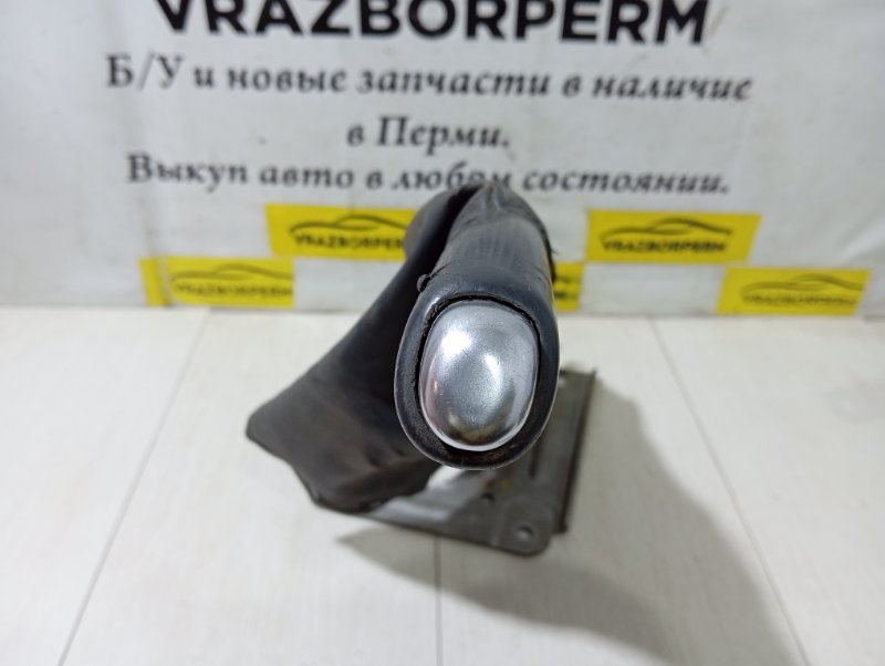 Рычаг стояночного тормоза Megane 3