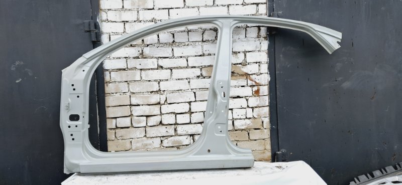 Боковина/порог/стойка кузова левая Лада Веста 8450039441 Б/У