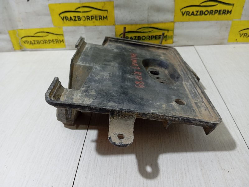 Площадка аккумулятора 3