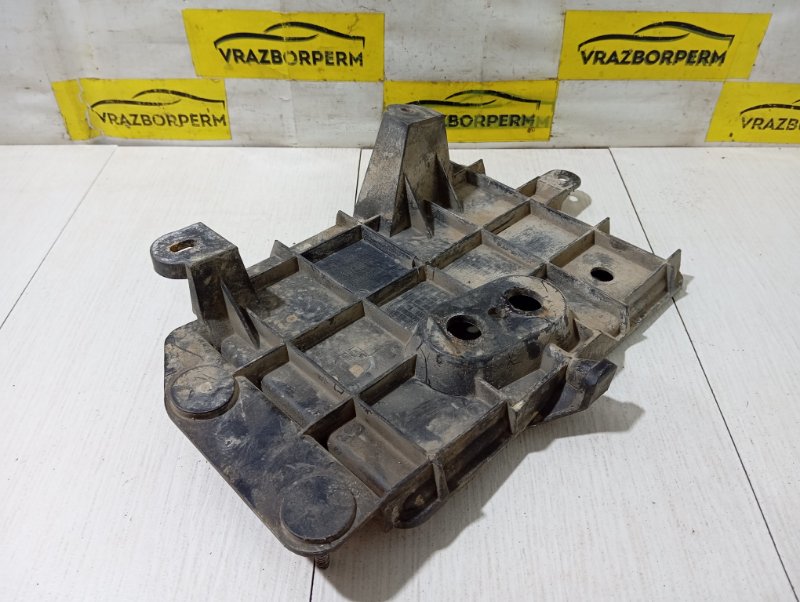 Площадка аккумулятора 3