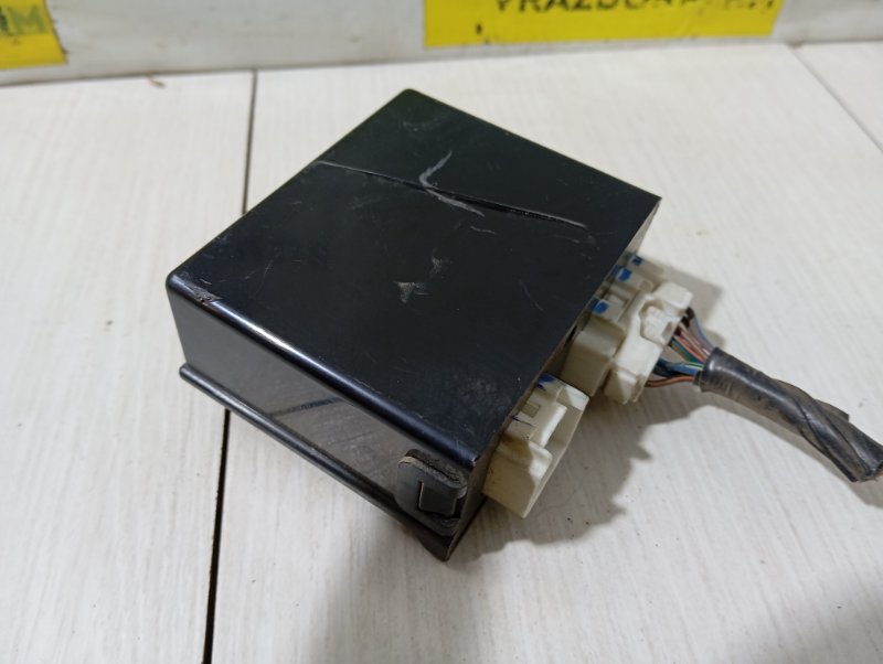 Блок управления дверьми 6 2003 GG LF