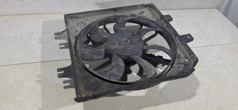 Вентилятор радиатора (диффузор) 3