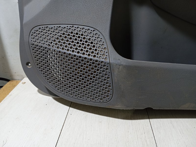 Обшивка двери передняя правая Accent Обшивка двери передняя правая Accent