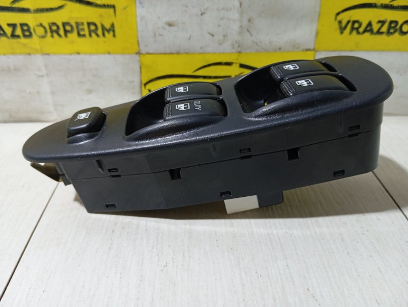 Блок управления стеклоподъемниками передний левый SPECTRA 2006 S5D