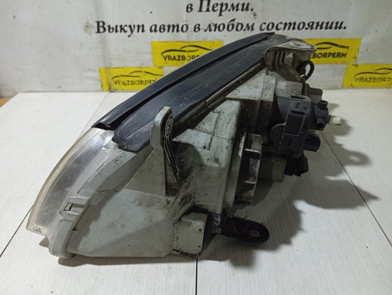 Фара передняя правая SPECTRA 2006 S5D