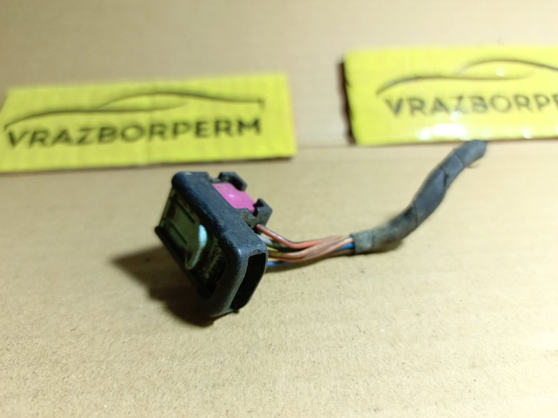 Разъем (фишка/штекер) Skoda Octavia A5 Разъем (фишка/штекер) Skoda Octavia A5