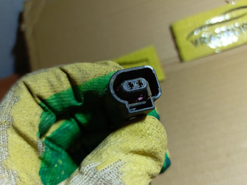 Разъем (фишка/штекер) Octavia A5