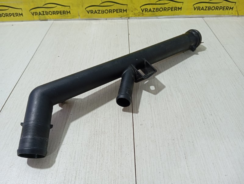 Патрубок системы охлаждения Almera g15