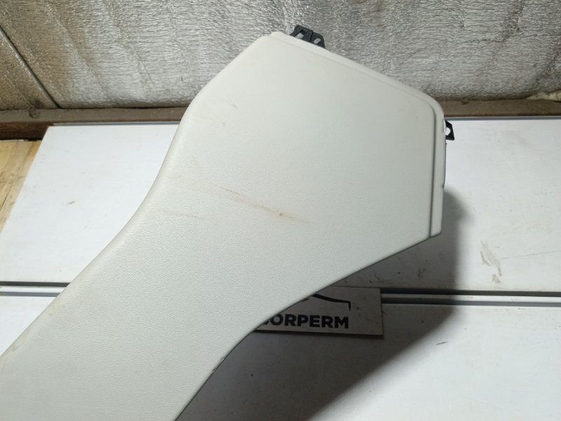 Накладка (кузов внутри) Range Rover