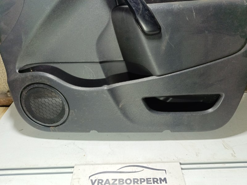 Обшивка двери передняя правая KANGOO 2013 K4M836