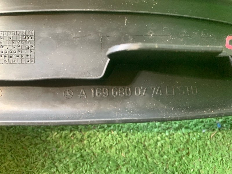 Накладка кузова B-CLASS 2010 W245 245.232 Накладка кузова B-CLASS 2010 W245 245.232