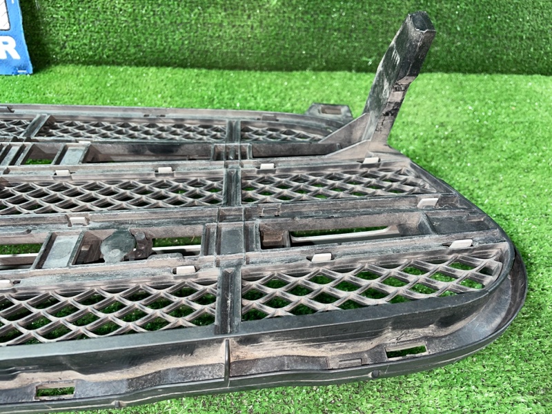 Решетка радиатора GLA-CLASS X156