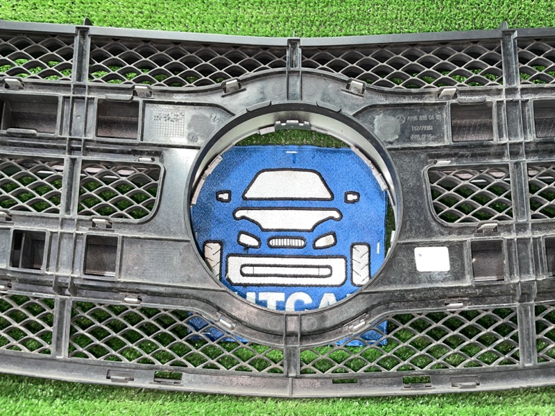 Решетка радиатора GLA-CLASS X156