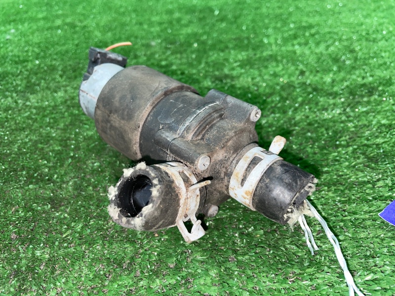 Помпа Slk-Class R170