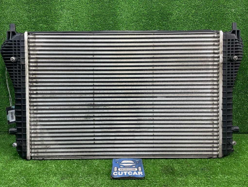 Интеркулер VOLKSWAGEN PASSAT 3C 5K0121253B контрактная