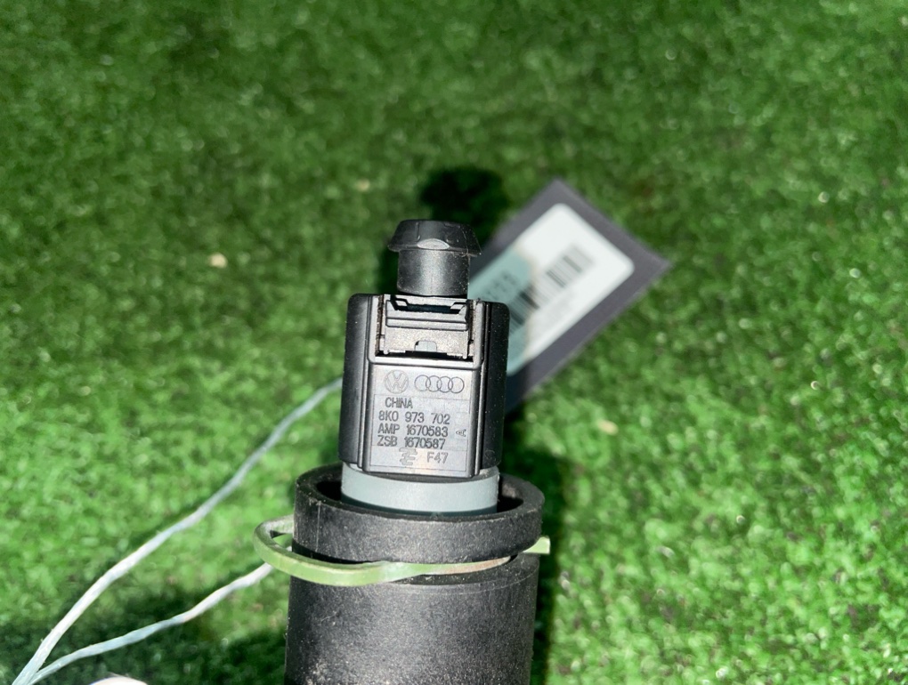 Фланец системы охлаждения PASSAT 3C