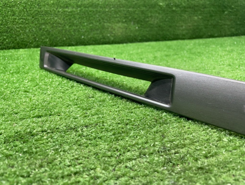 Накладка на торпедо MAZDA AXELA BKEP LF-VE