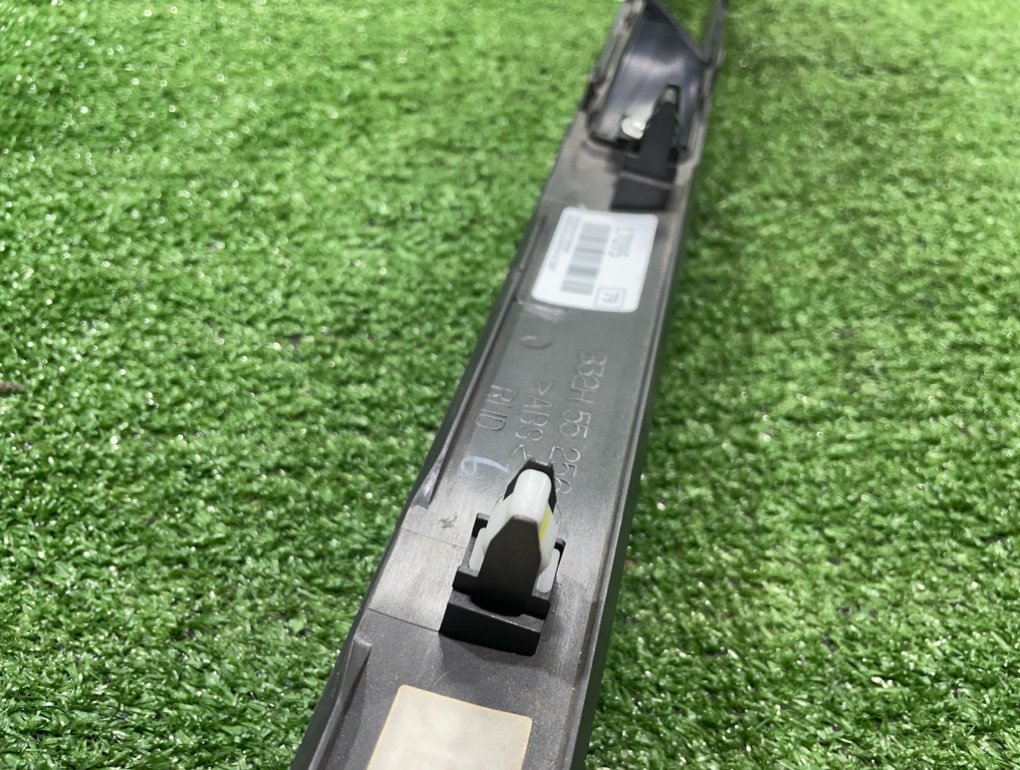 Накладка на торпедо AXELA 2007 BKEP LF-VE