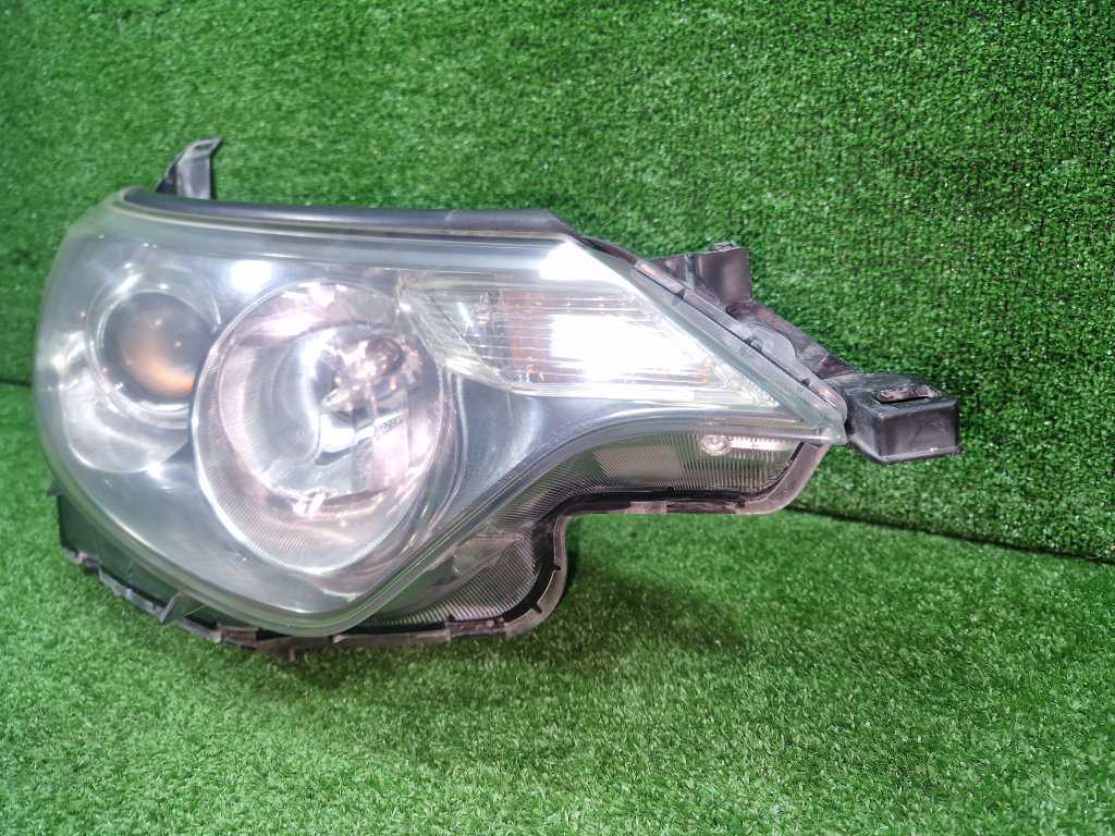 Фара ESTIMA ACR50W