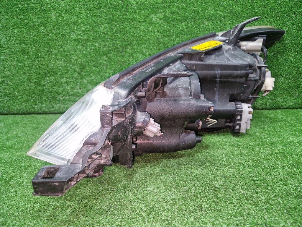 Фара ESTIMA ACR50W