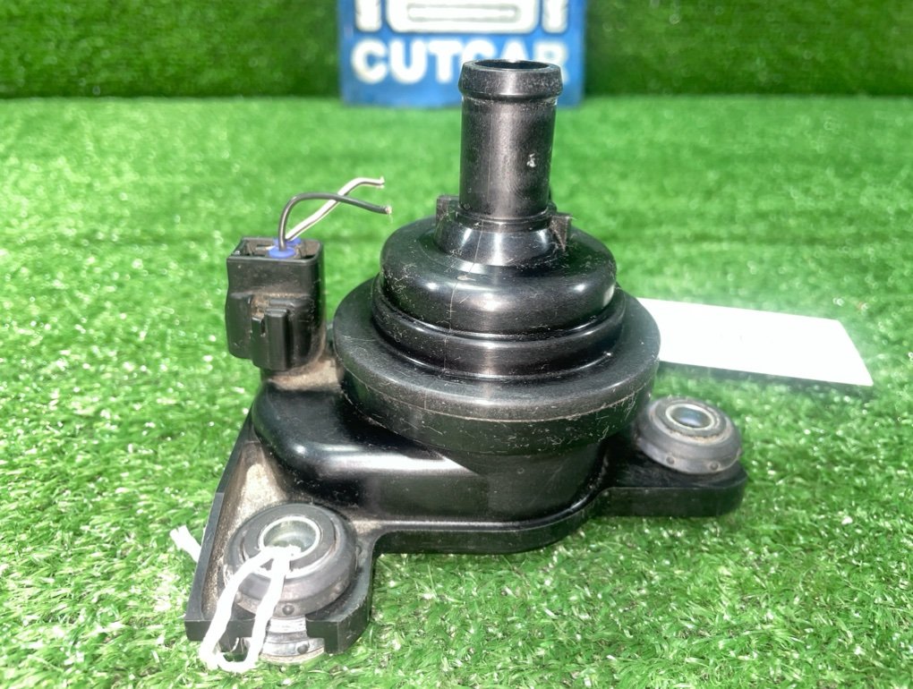 Помпа инвертора TOYOTA PRIUS NHW20 1NZ-FXE Помпа инвертора TOYOTA PRIUS NHW20 1NZ-FXE