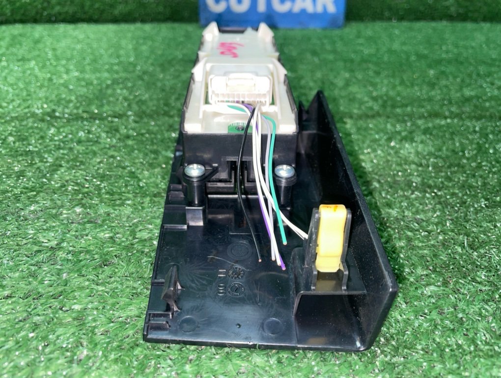 Блок управления стеклоподъемниками передний правый AURIS 2014 NZE181 1NZ-FE