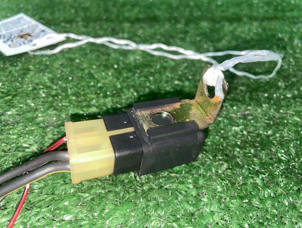 Реле ISUZU BIGHORN UBS73 4JG2