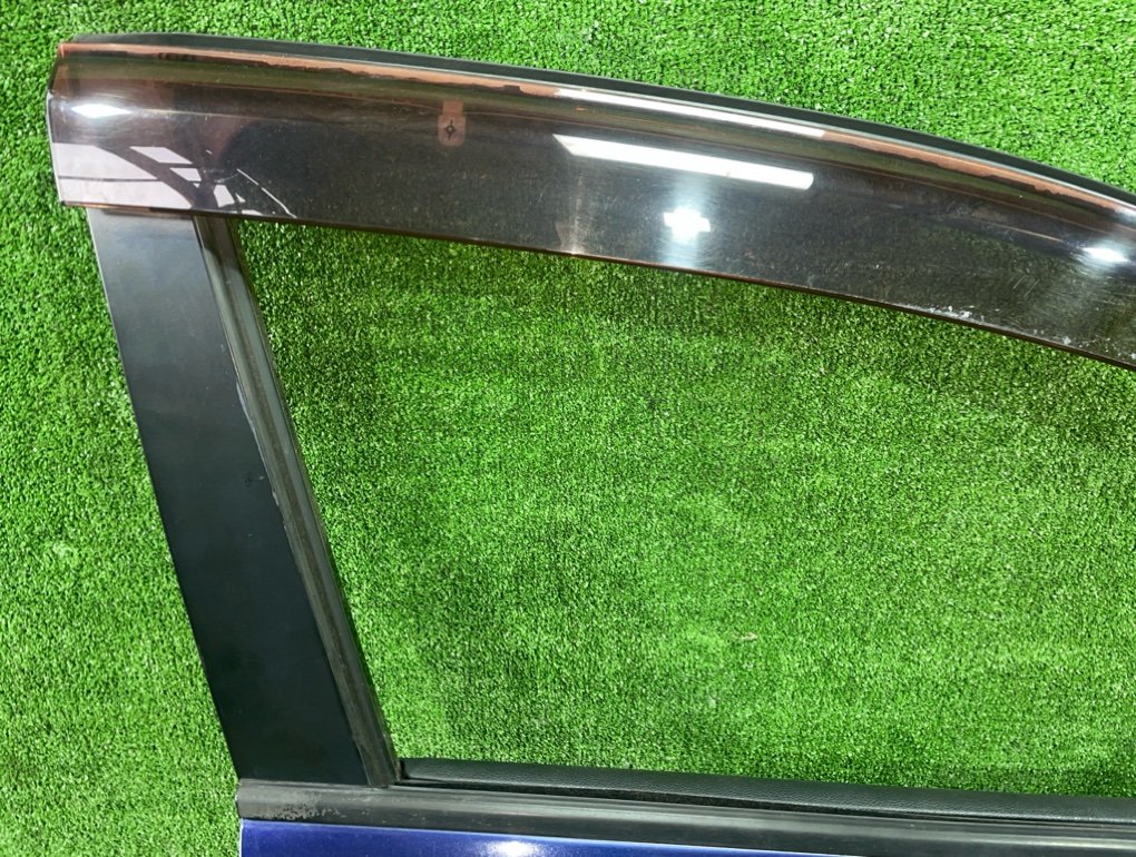 Дверь боковая передняя правая IMPREZA GP6