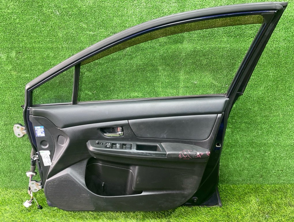 Дверь боковая передняя правая IMPREZA GP6