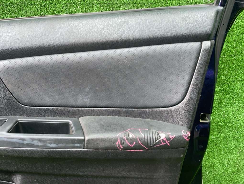 Дверь боковая передняя правая IMPREZA GP6