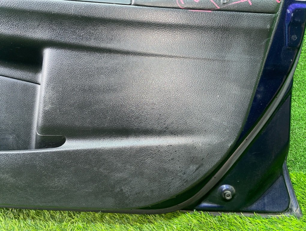 Дверь боковая передняя правая IMPREZA GP6