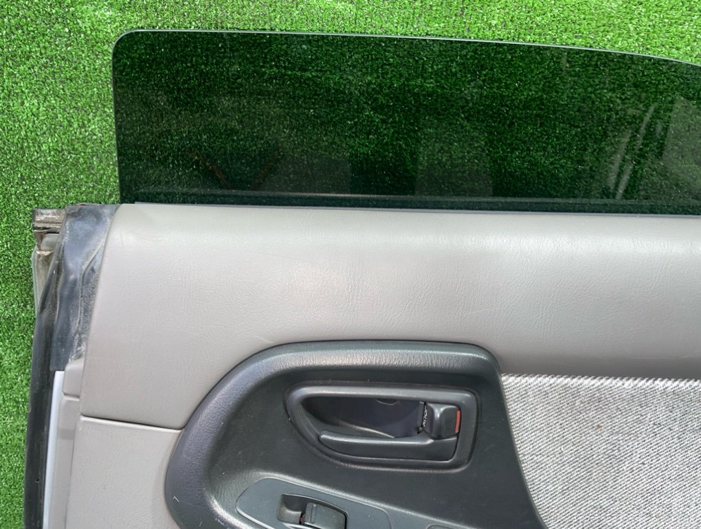 Дверь боковая задняя правая IMPREZA 2001 GG2 EJ152