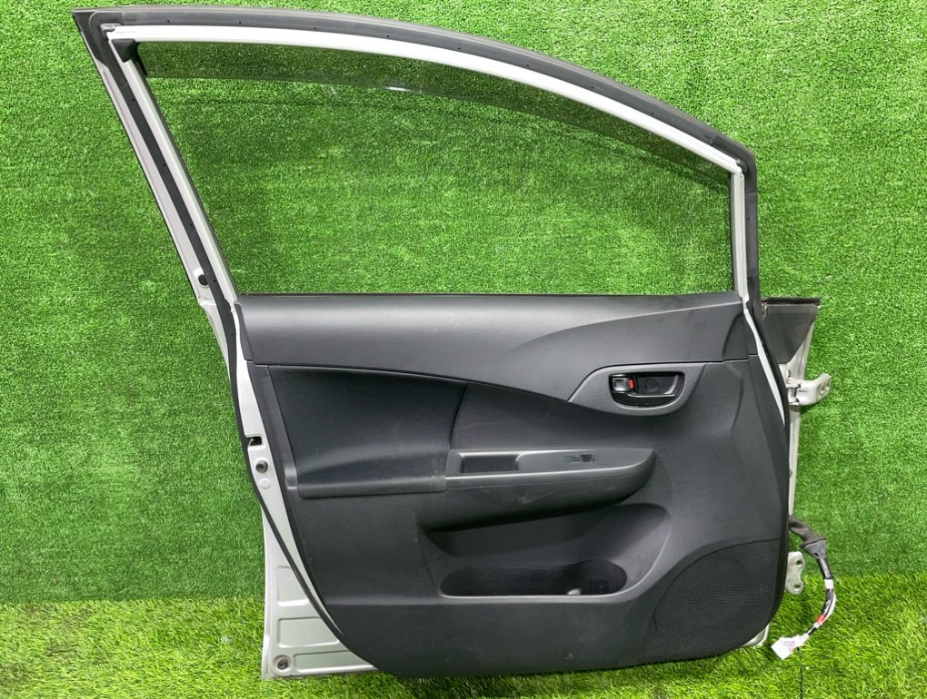 Дверь боковая передняя левая RACTIS 2012 NSP120 1NR-FE Дверь боковая передняя левая RACTIS 2012 NSP120 1NR-FE