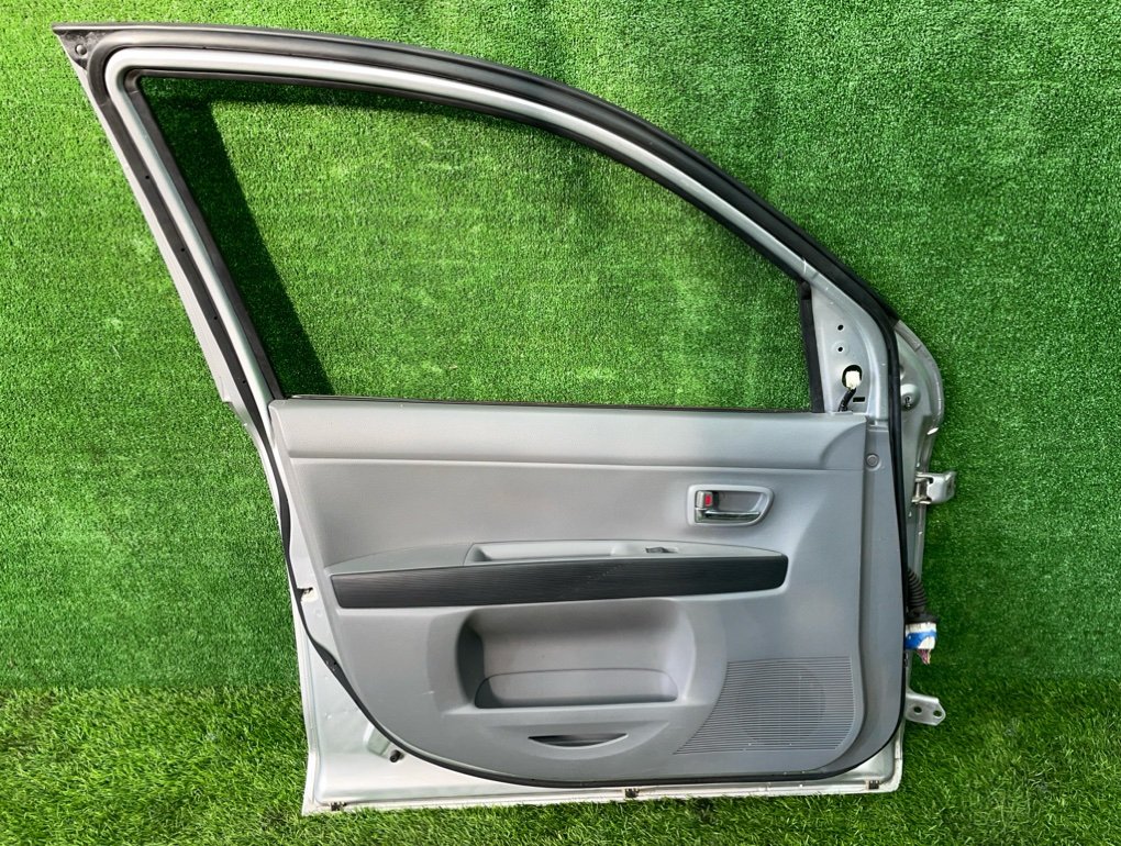 Дверь боковая передняя левая DEMIO 2006 DY3W ZJ-VE Дверь боковая передняя левая DEMIO 2006 DY3W ZJ-VE