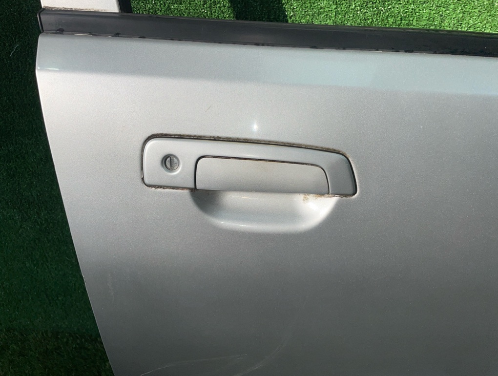 Дверь боковая передняя правая MIRAGE DINGO 2002 CQ1A 4G13