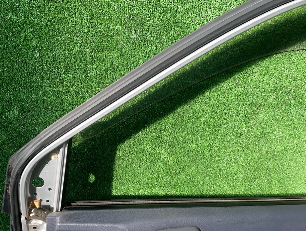 Дверь боковая передняя правая MIRAGE DINGO 2002 CQ1A 4G13