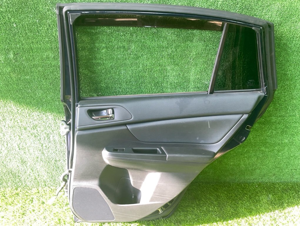 Дверь боковая задняя правая IMPREZA GP6