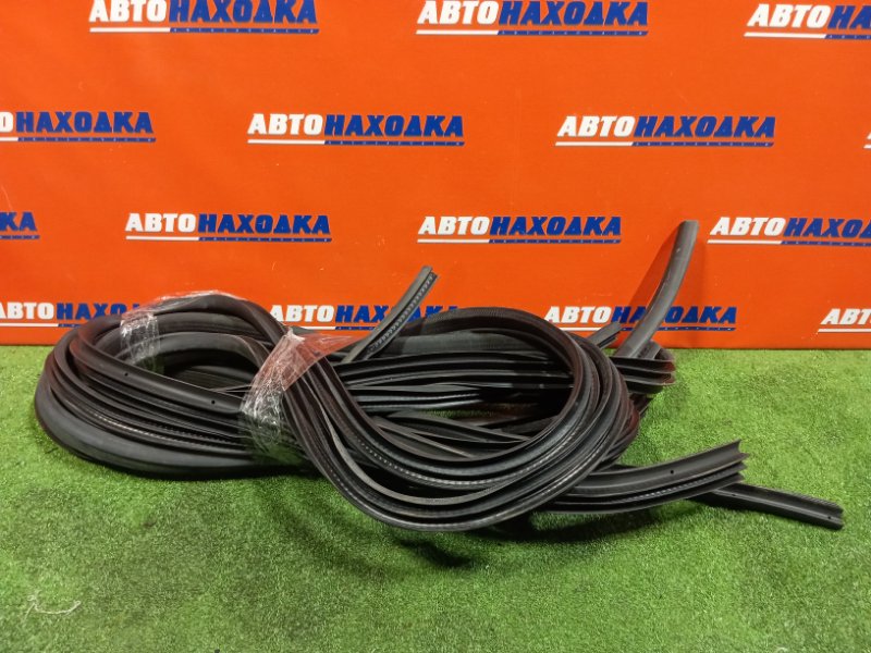 Уплотнитель двери FORD MONDEO 2007-2014 BE TXBA контрактная