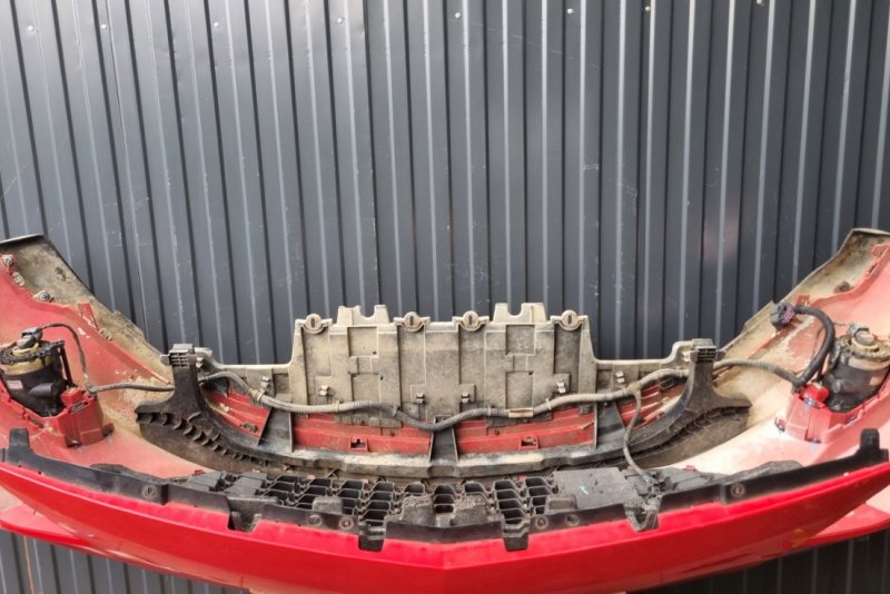 Бампер передний Astra J GTC