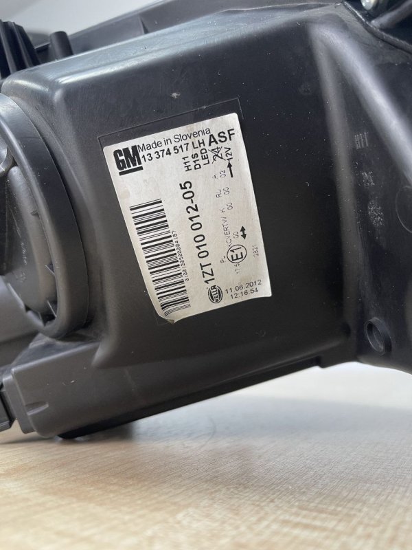 Фара передняя левая Astra J