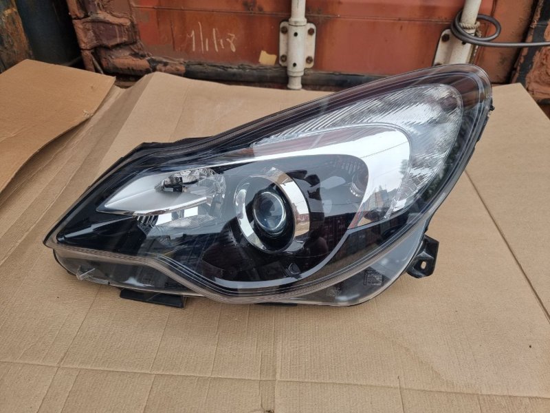 Запчасть фара передняя левая Opel Corsa 13295019 Б/У Фара передняя левая Opel Corsa 13295019 Б/У
