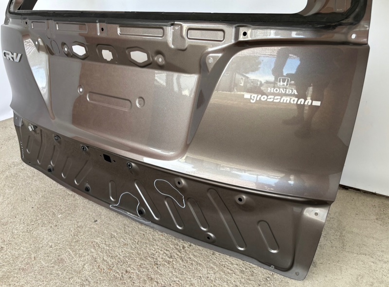 Крышка багажника задняя CR-V