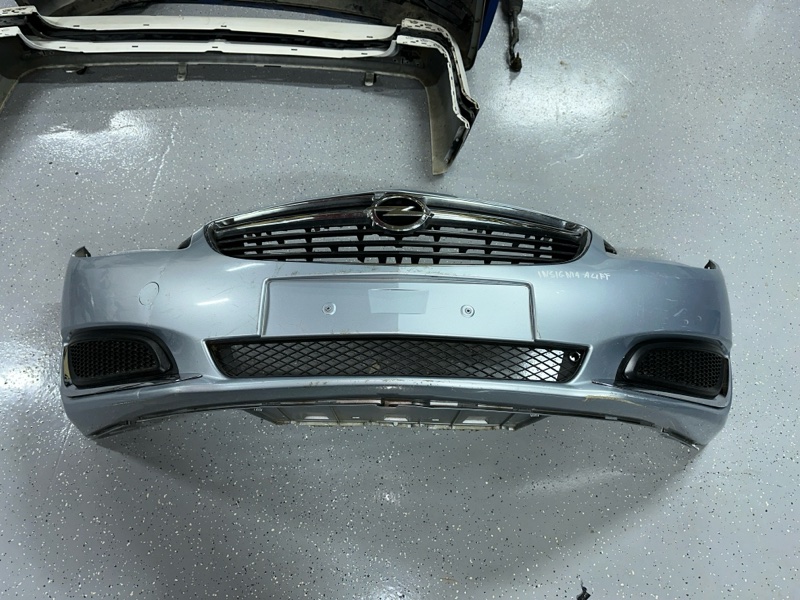 Бампер передний Opel Insignia A 22787147 контрактная