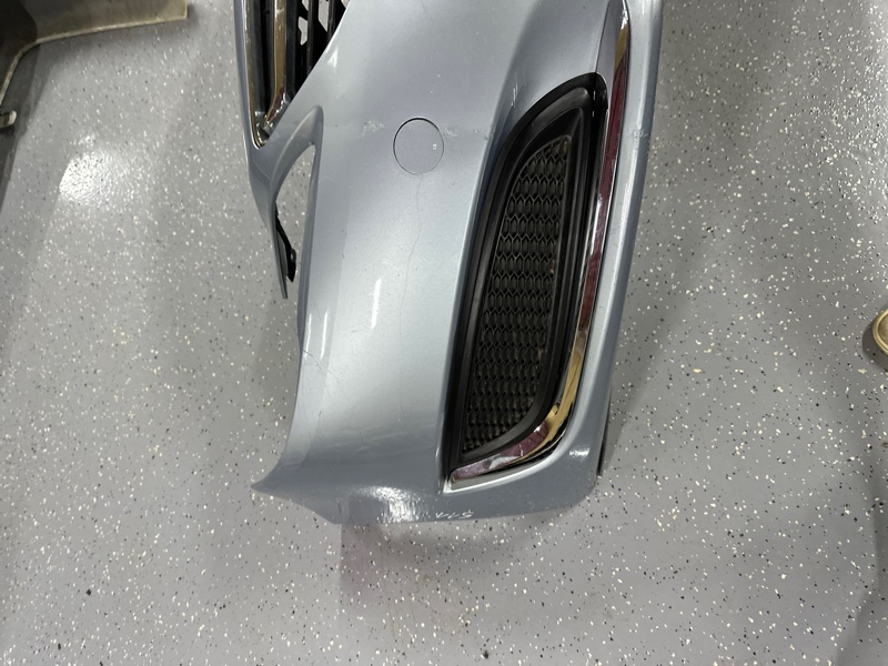 Бампер передний Opel Insignia A